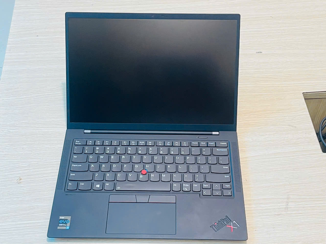 thinkpad x1 carbon gen 9 giá rẻ
